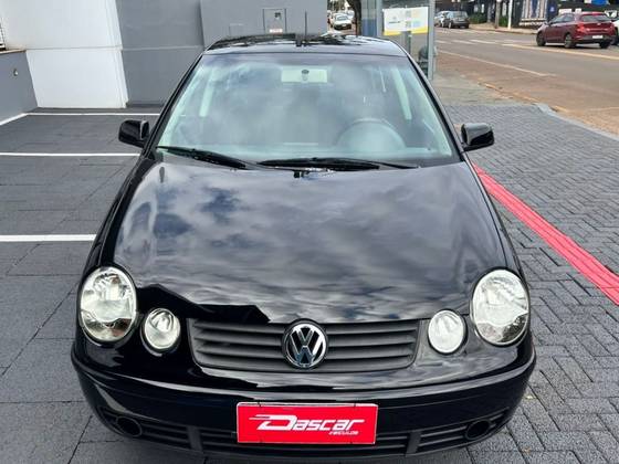 VOLKSWAGEN POLO SEDAN 1.6 MI 8V FLEX 4P MANUAL VOLKSWAGEN POLO SEDAN 1.6 MI 8V FLEX 4P MANUAL